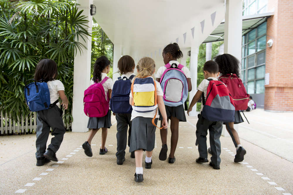 Group,Of,Diverse,Kindergarten,Students,Walking,Together